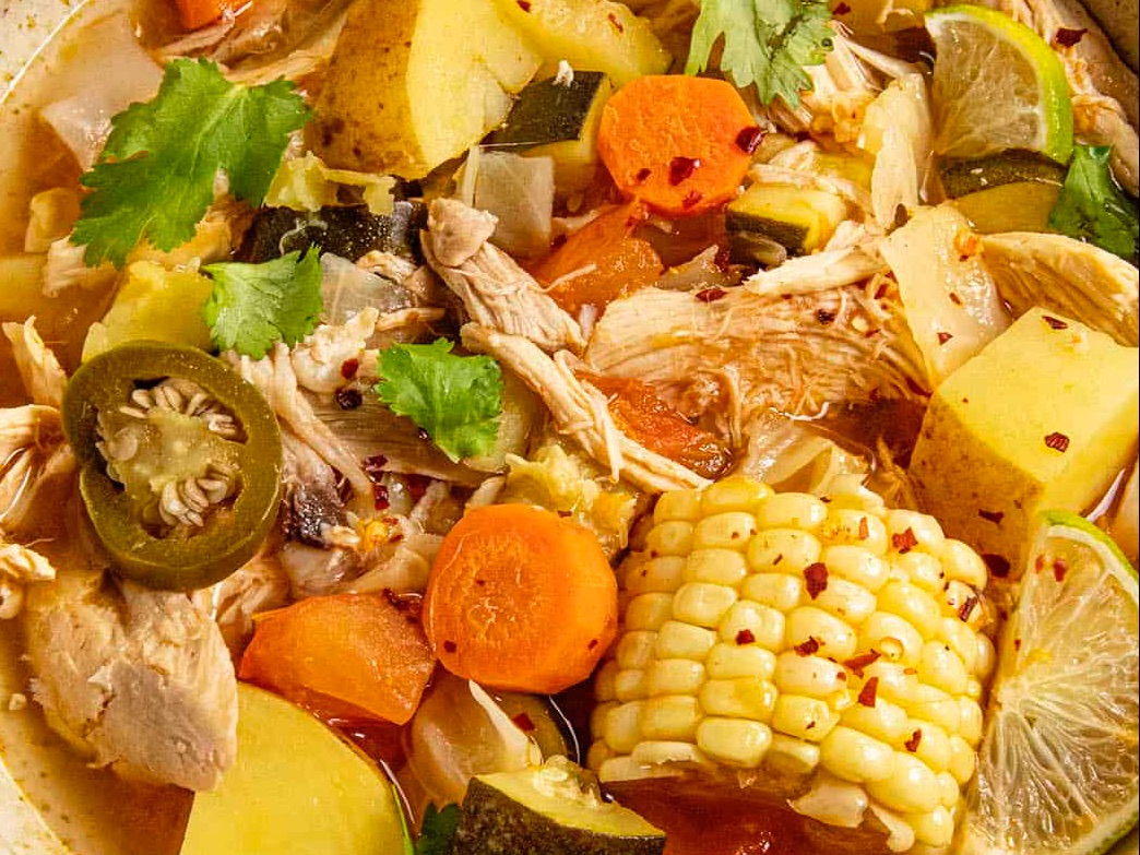 CALDO POLLO
