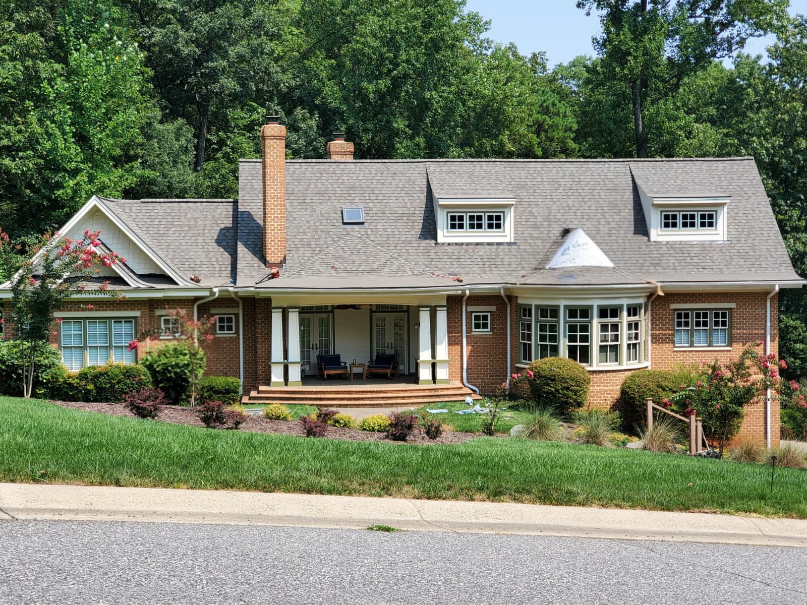 R and F Contractor Image