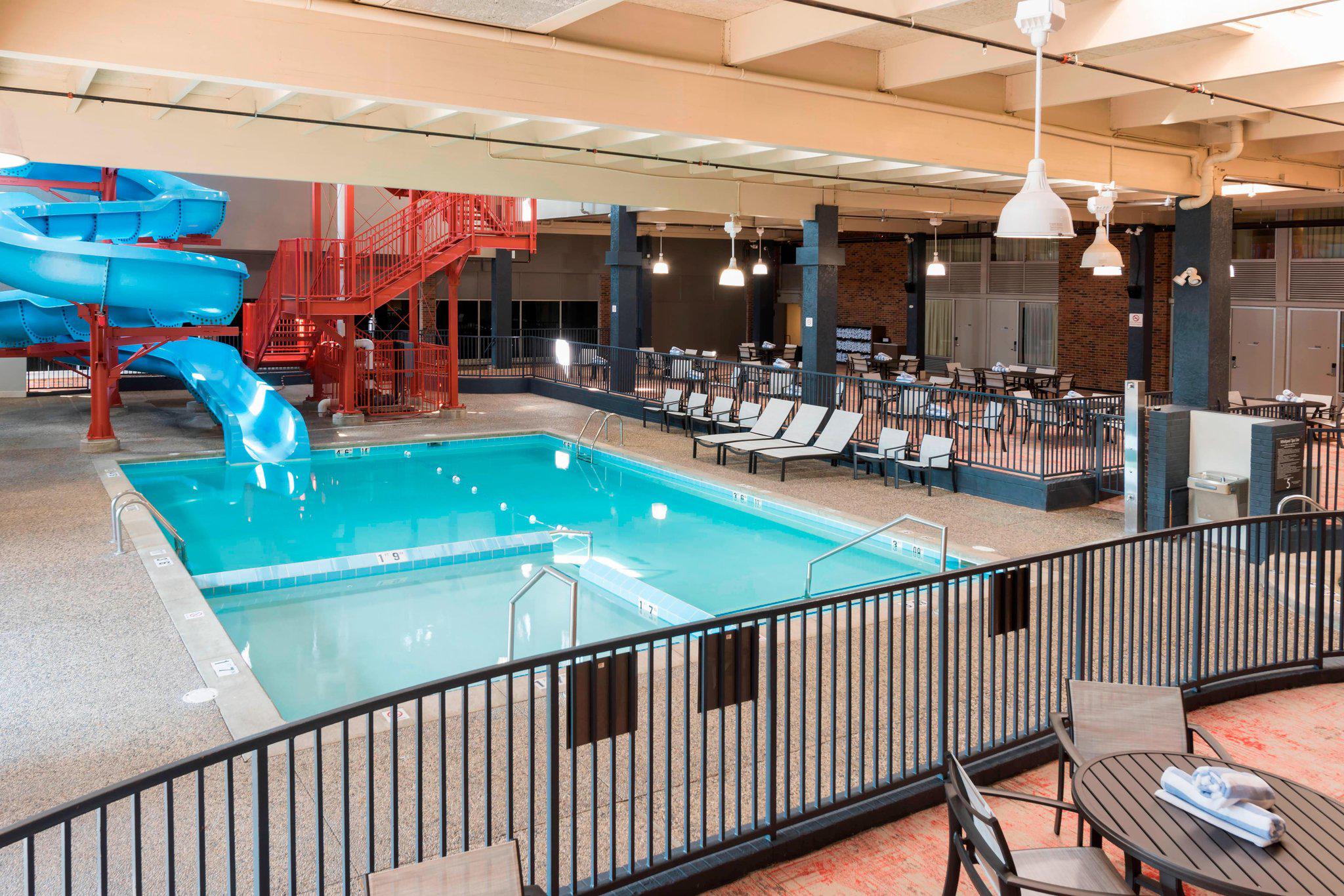 Delta Hotels by Marriott Grand Rapids Airport Photo