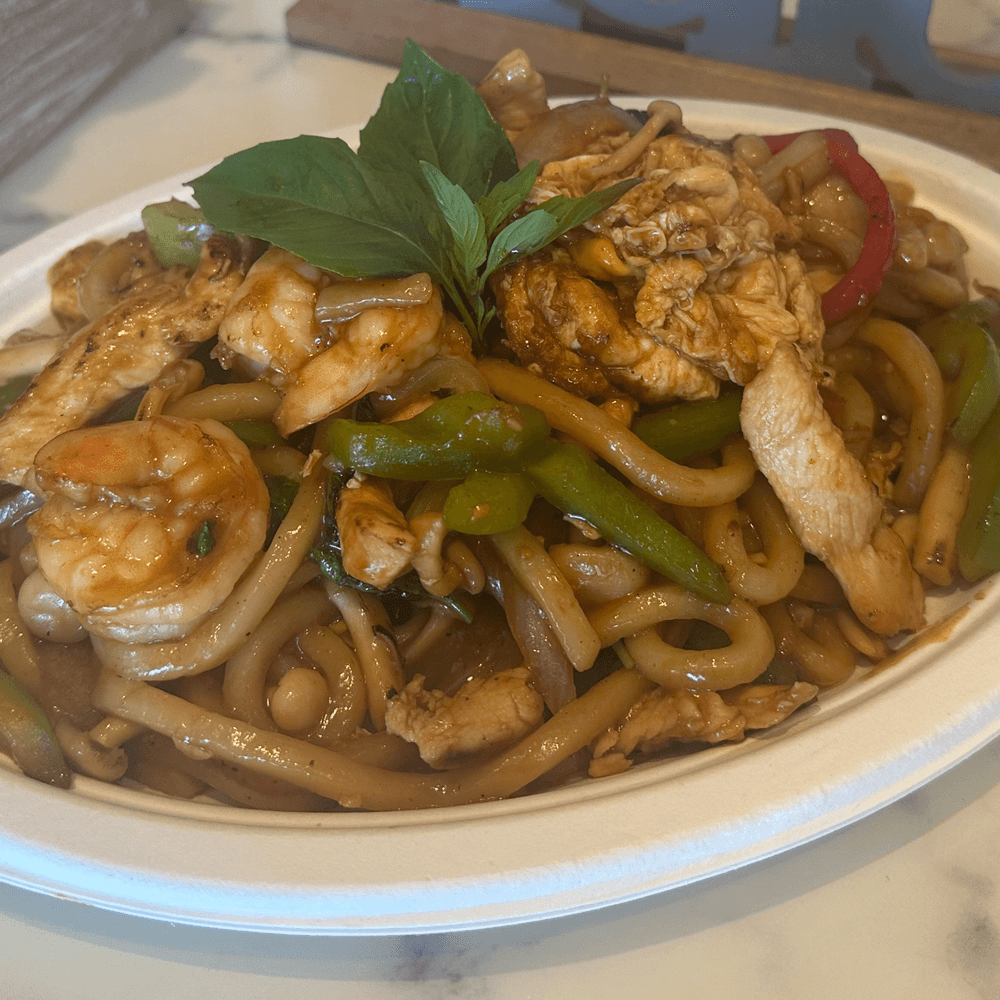 Udon Kee Mao (Lunch Combo)