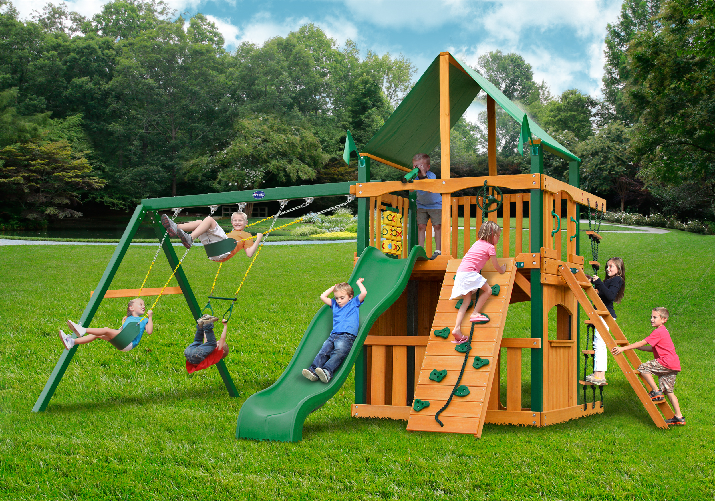 Horizon Clubhouse w/ Classic Green Vinyl Canopy