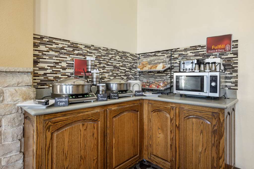 Best Western Plus Sikeston Image