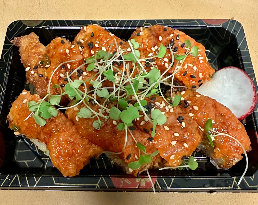 Crispy Spicy Salmon Roll