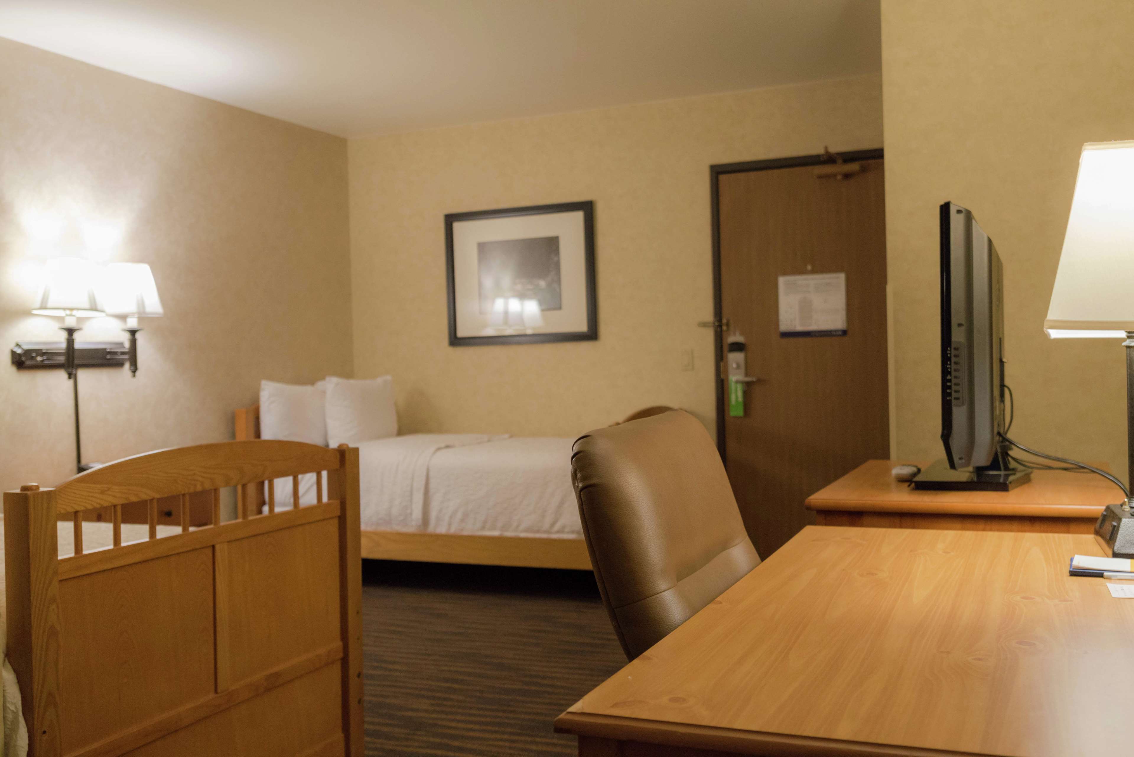 Hampton Inn & Suites Steamboat Springs Photo