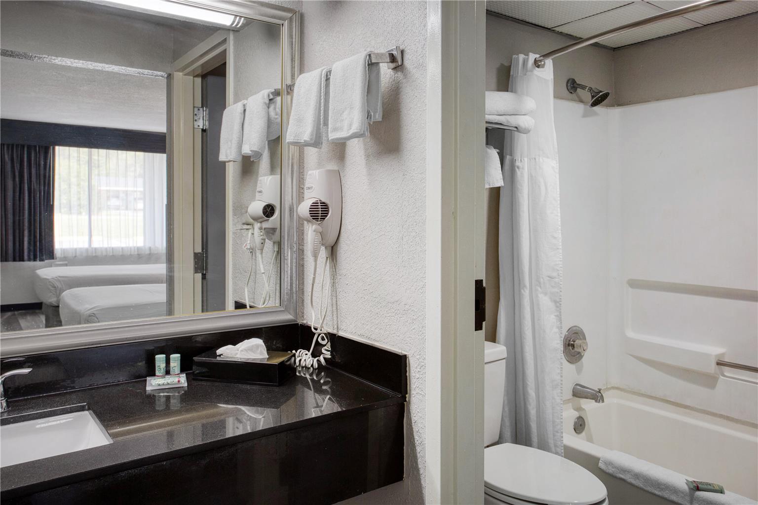 Best Western Executive Inn Image