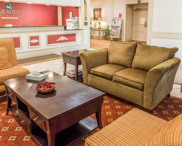 Images Quality Inn & Suites