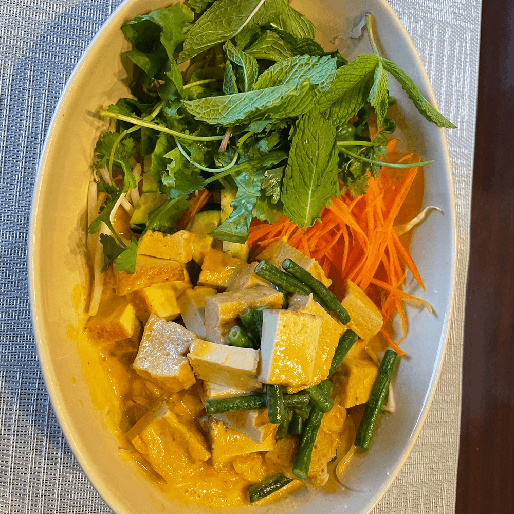 Mee Kha Thee
