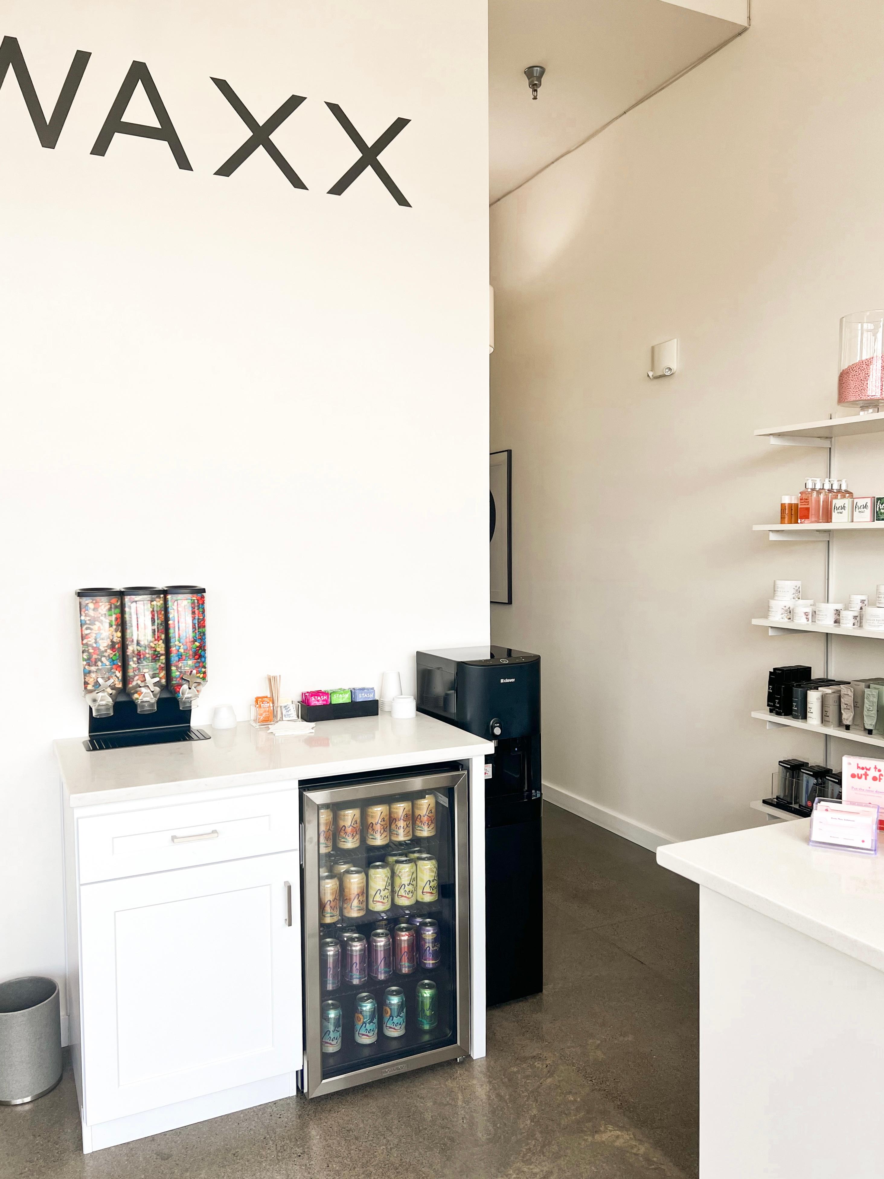 Urban Waxx Fisher's Landing Image