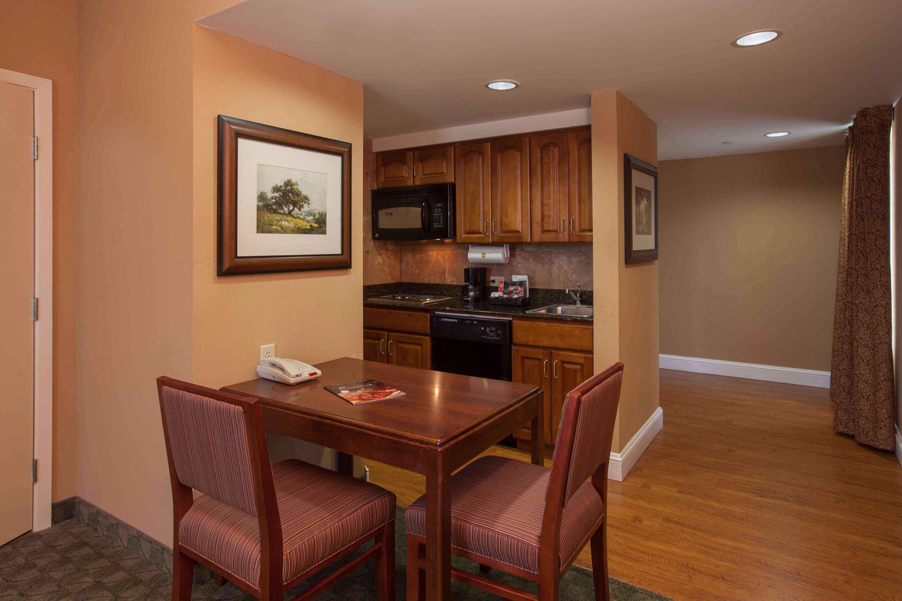 Homewood Suites by Hilton San Antonio North Photo