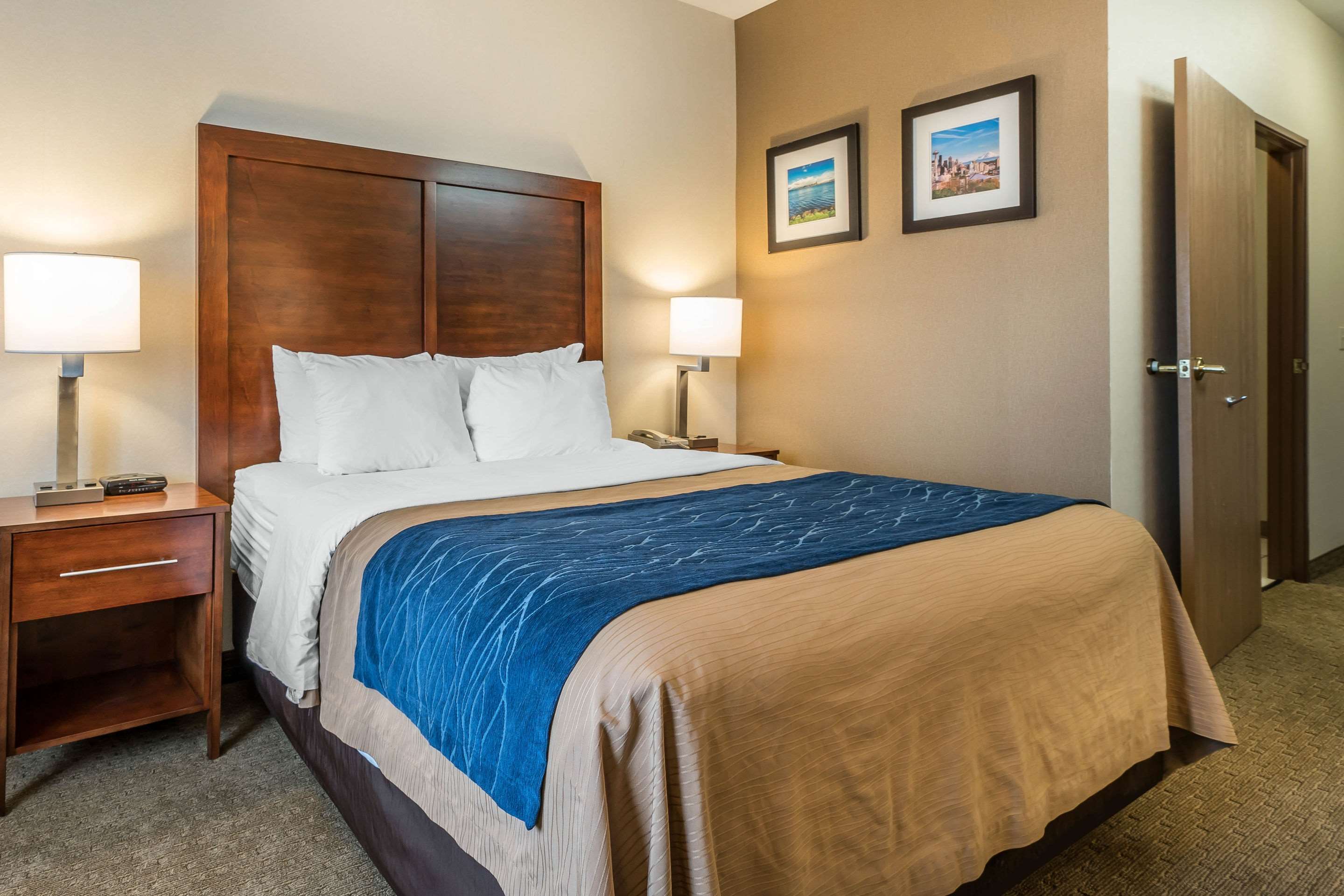 Comfort Inn Tacoma - Seattle Photo