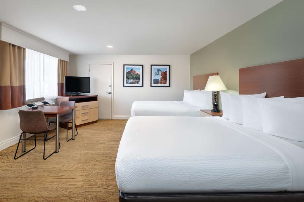 Best Western Red Hills Image