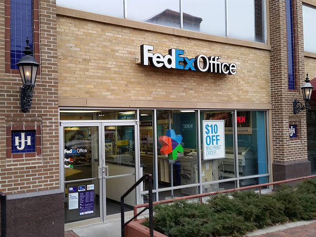 Images FedEx Office Print & Ship Center