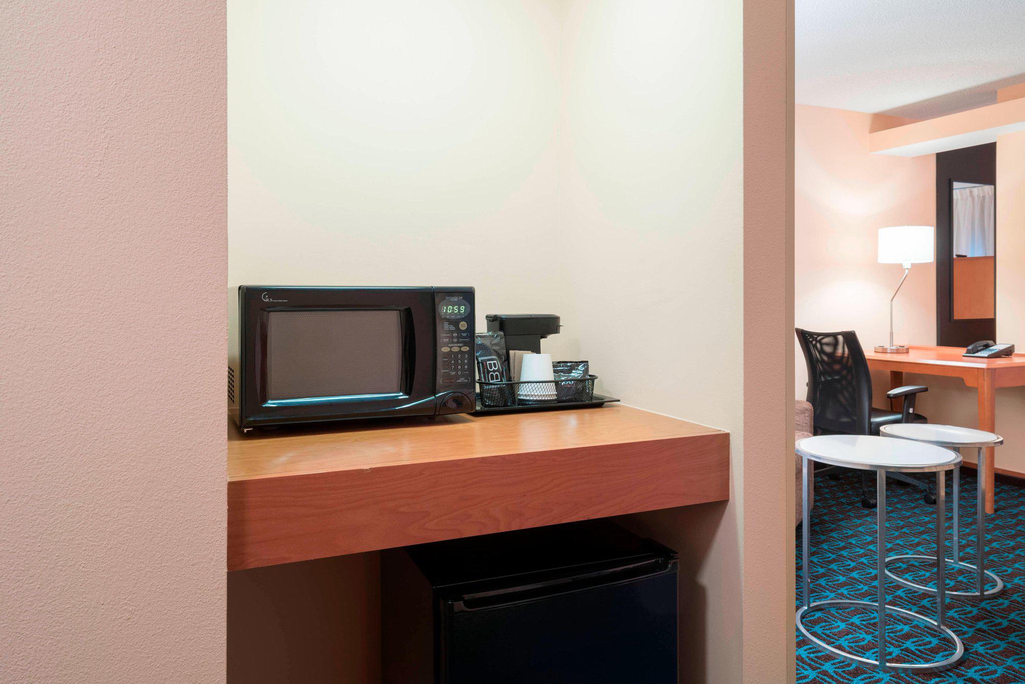 Fairfield Inn & Suites by Marriott State College Photo