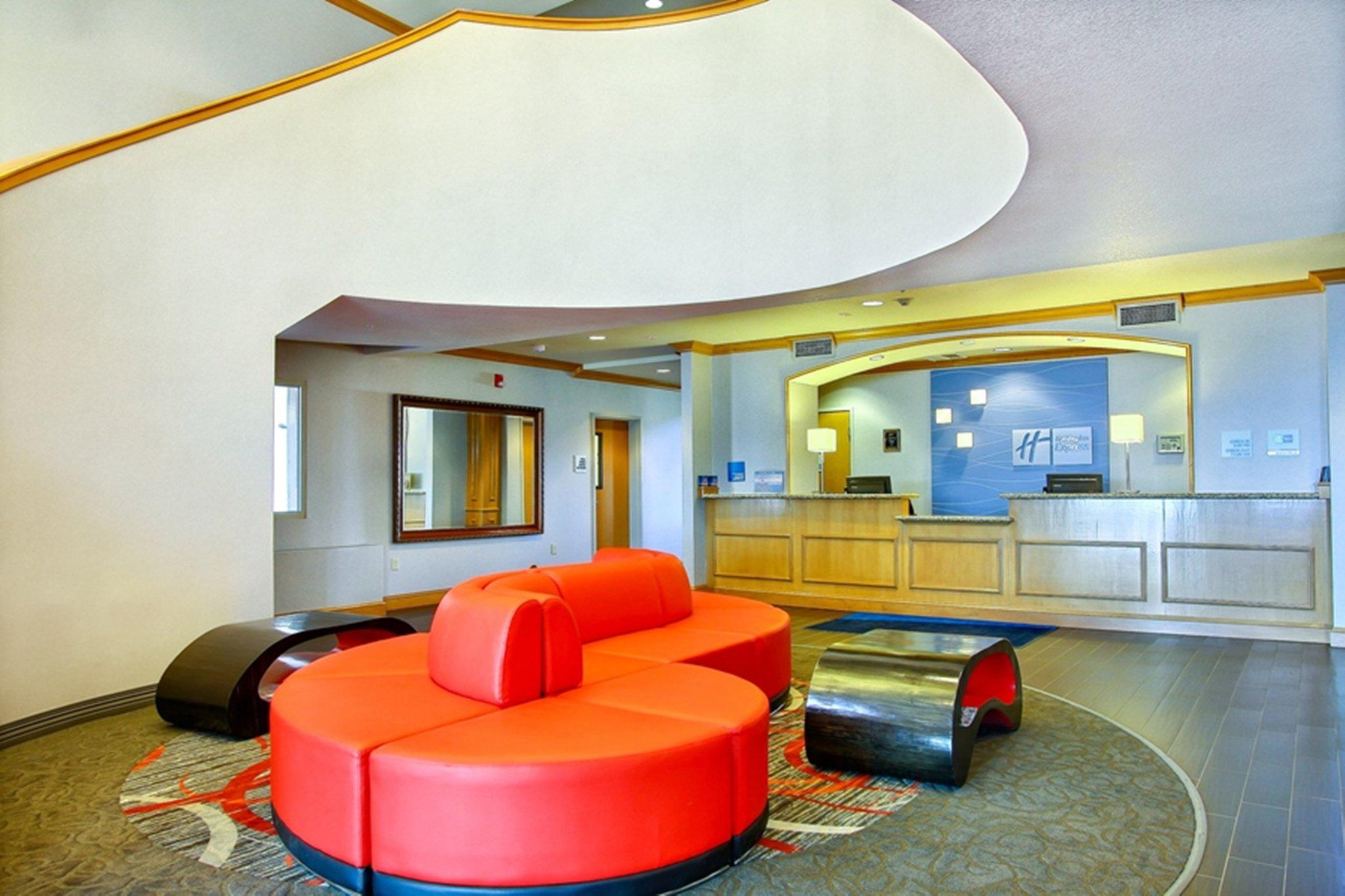 Holiday Inn Express & Suites Boise West - Meridian Photo