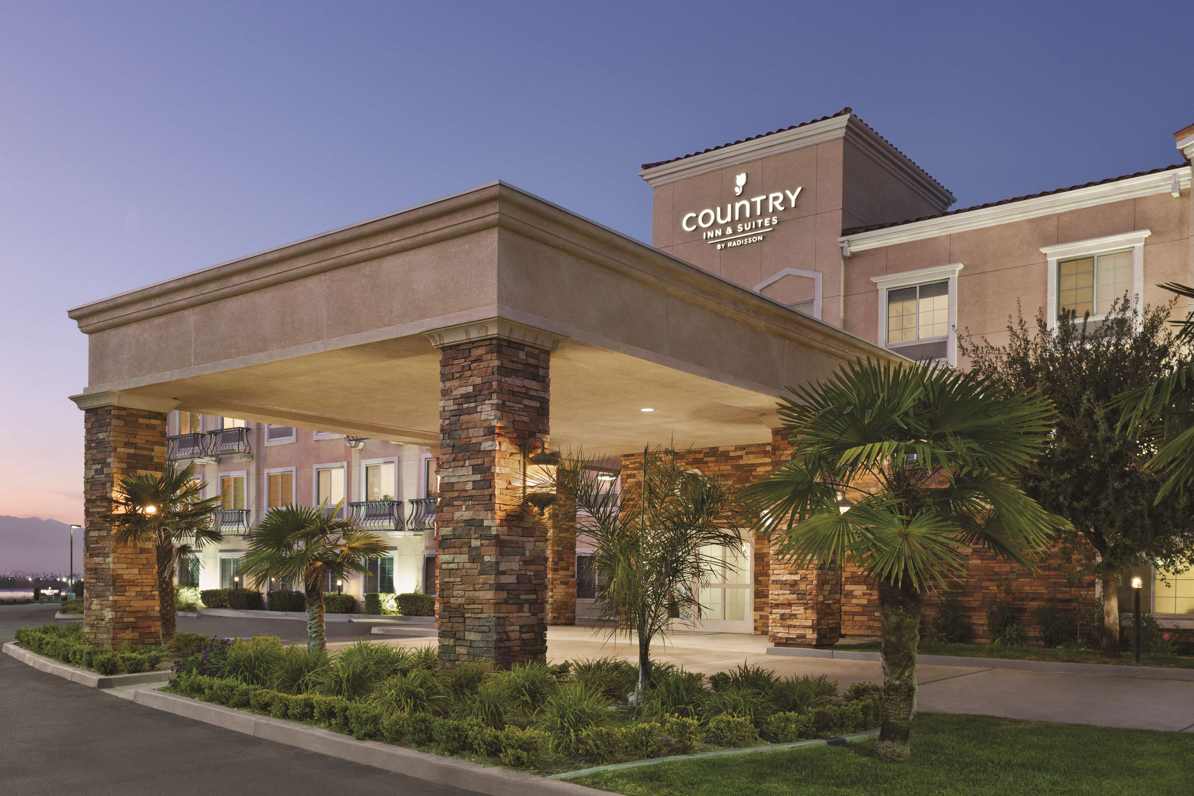 Country Inn & Suites by Radisson, San Bernardino (Redlands), CA Photo