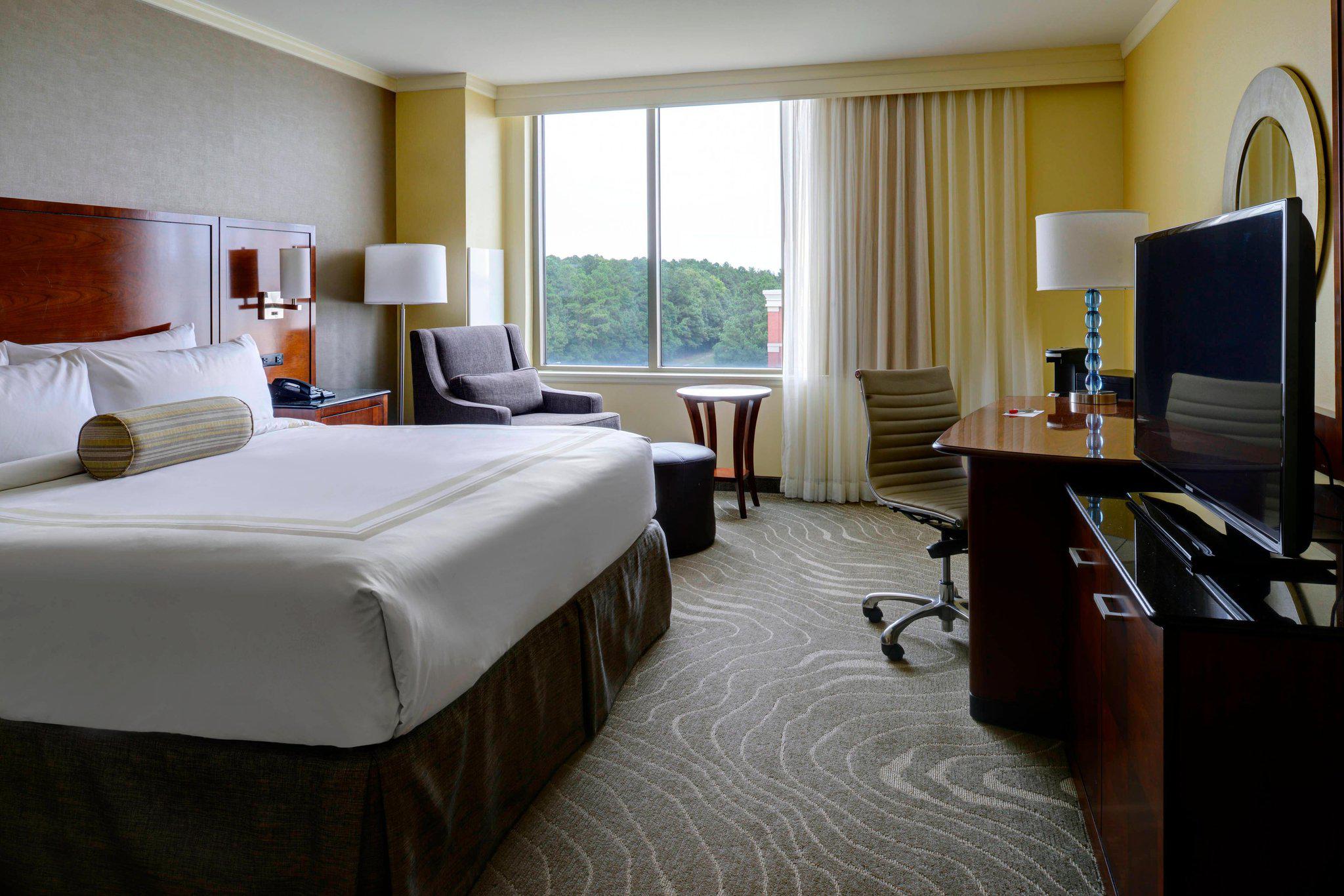 Newport News Marriott at City Center Photo