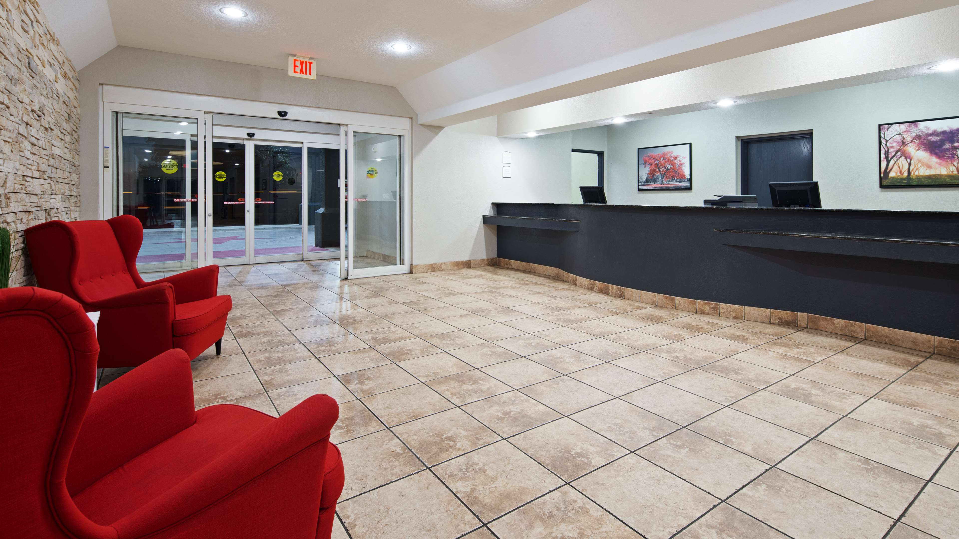 SureStay Plus by Best Western San Antonio Fort Sam Houston Photo