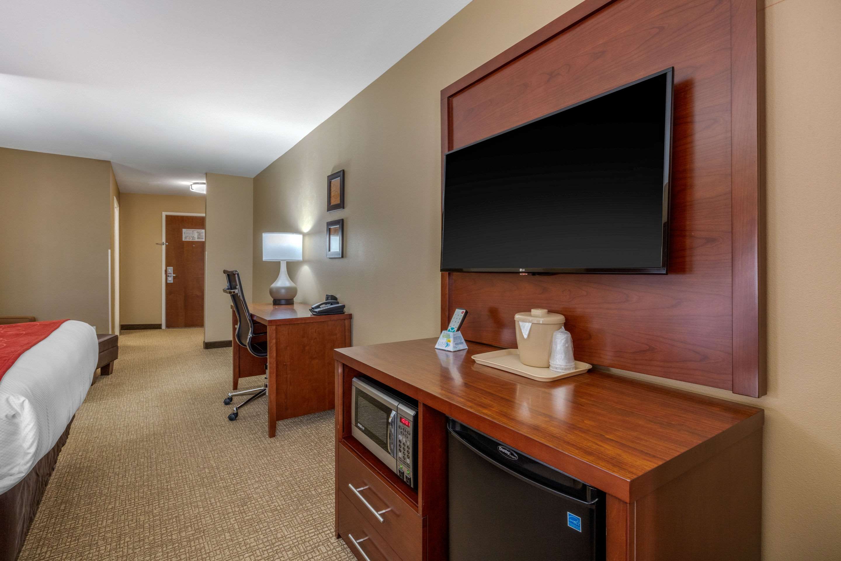 Comfort Suites Pelham Hoover I-65 Photo