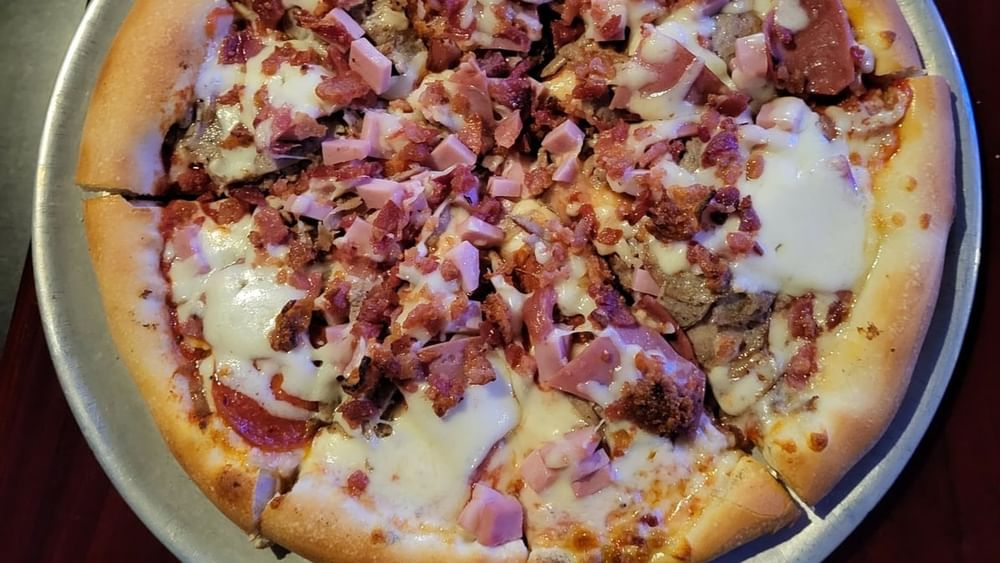 Meat Medley 16"