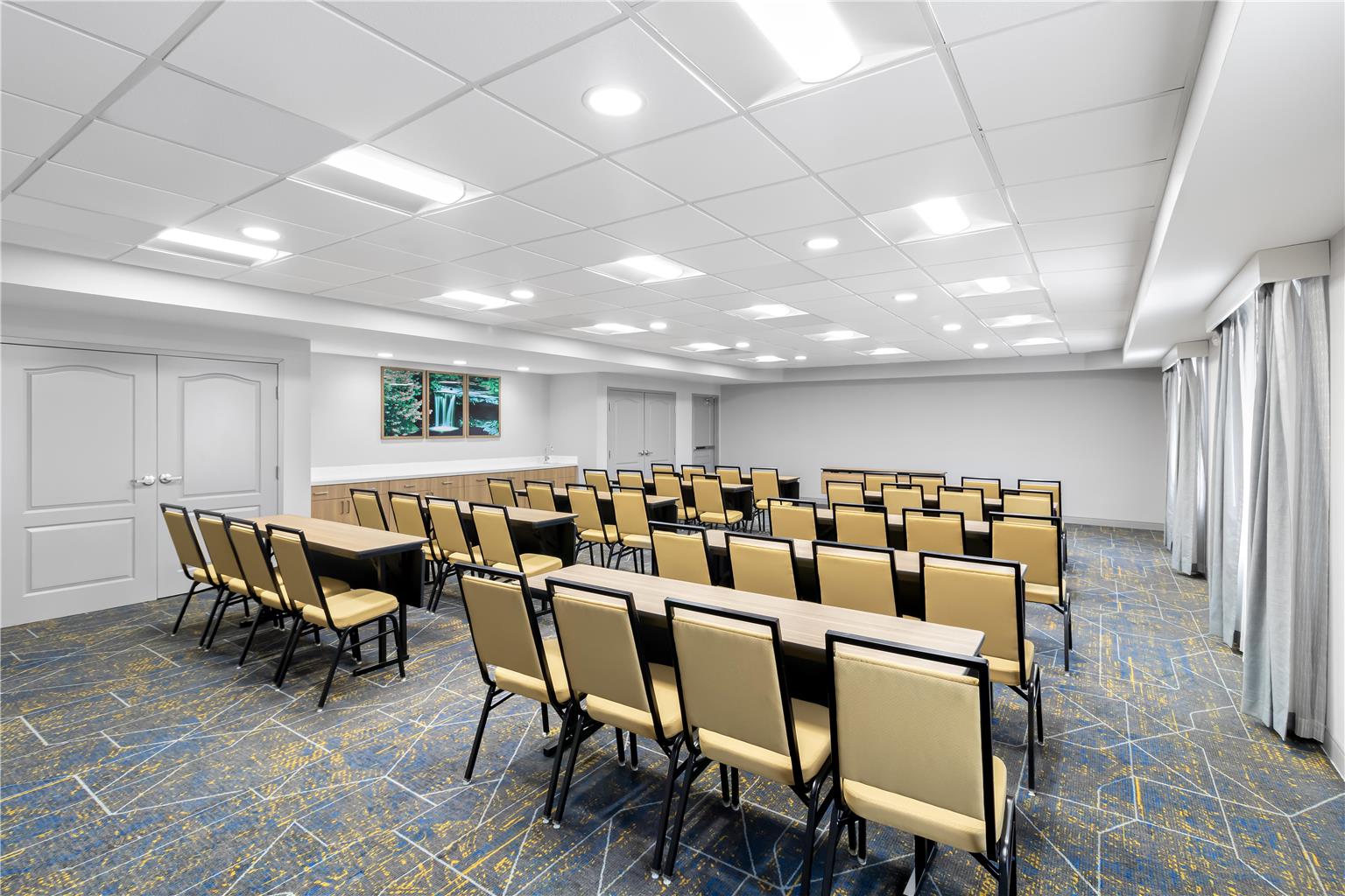 Hampton Inn & Suites New Castle Image