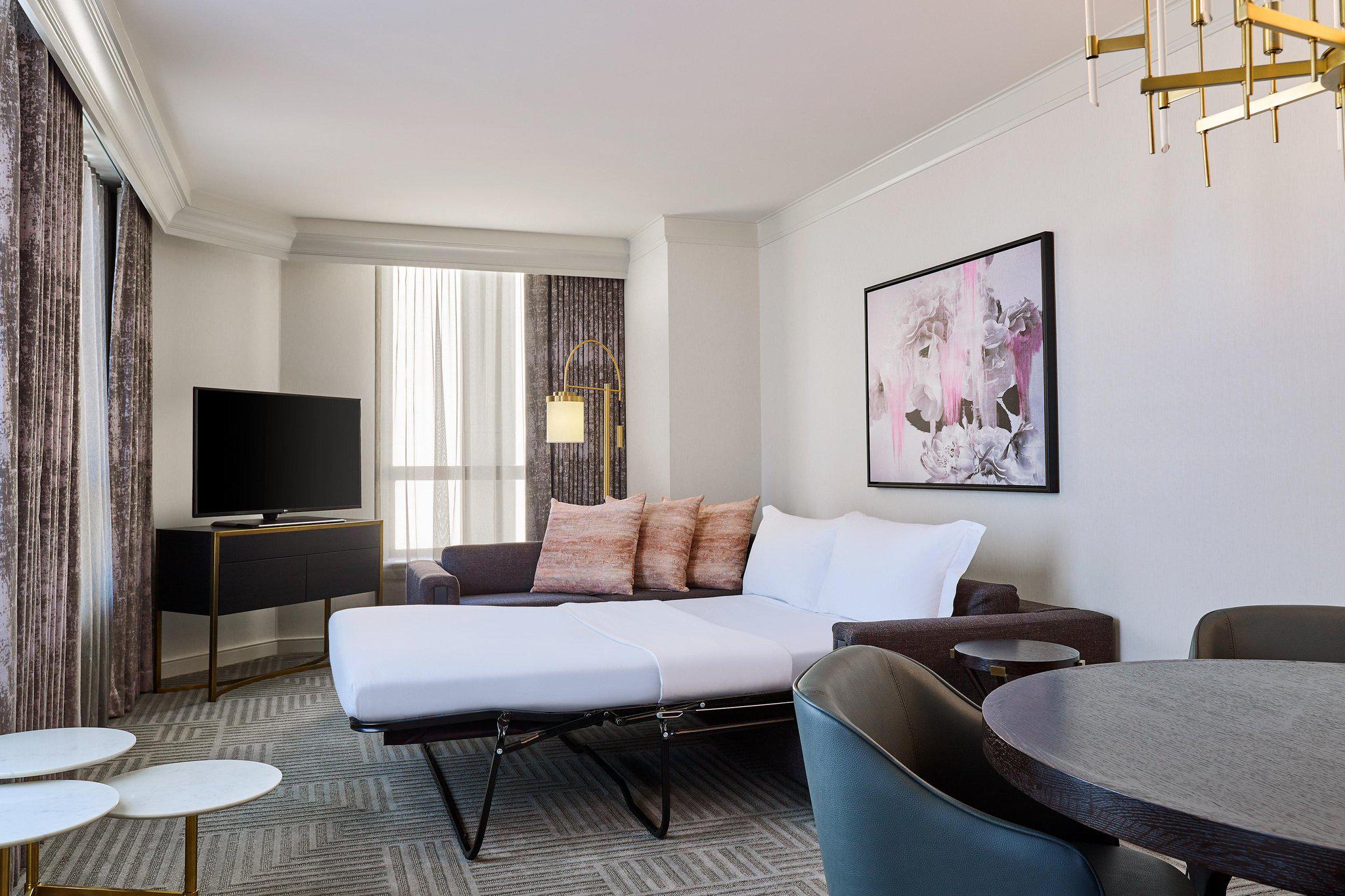 The Gwen, a Luxury Collection Hotel, Michigan Avenue Chicago Photo