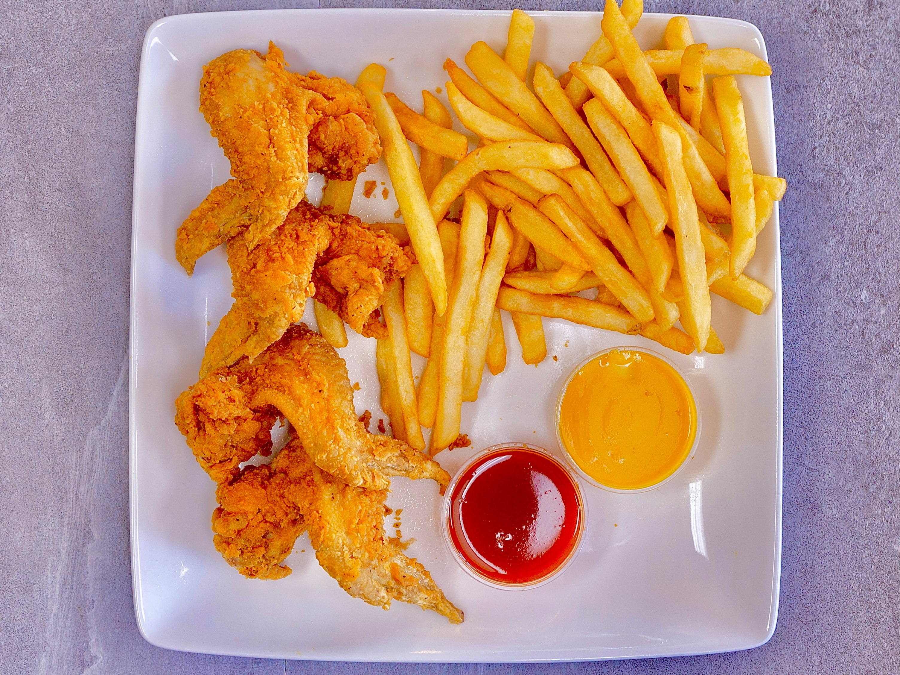 4 Wings 1 Side