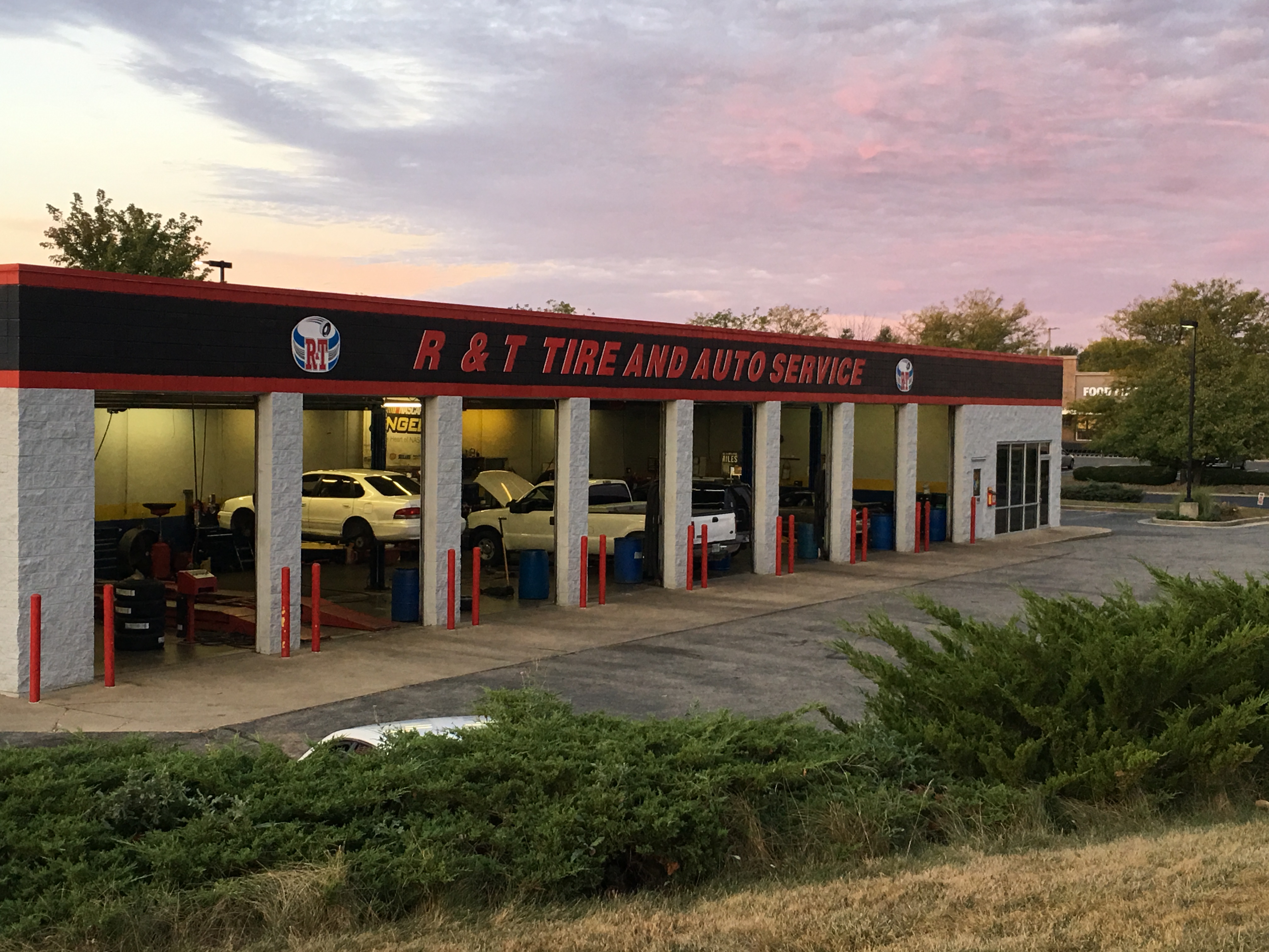 R & T Tire & Auto Service Photo