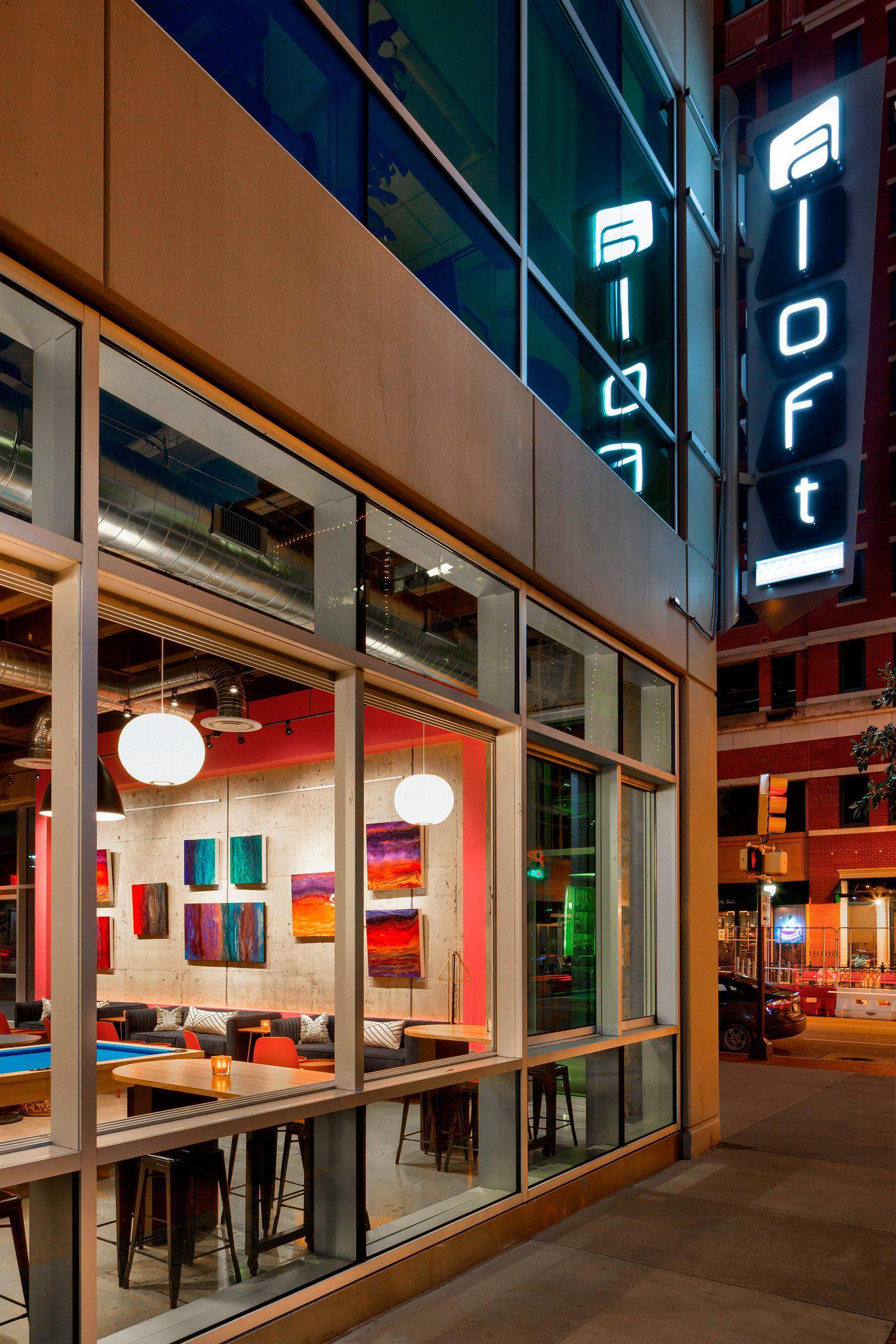 Aloft Fort Worth Downtown Photo