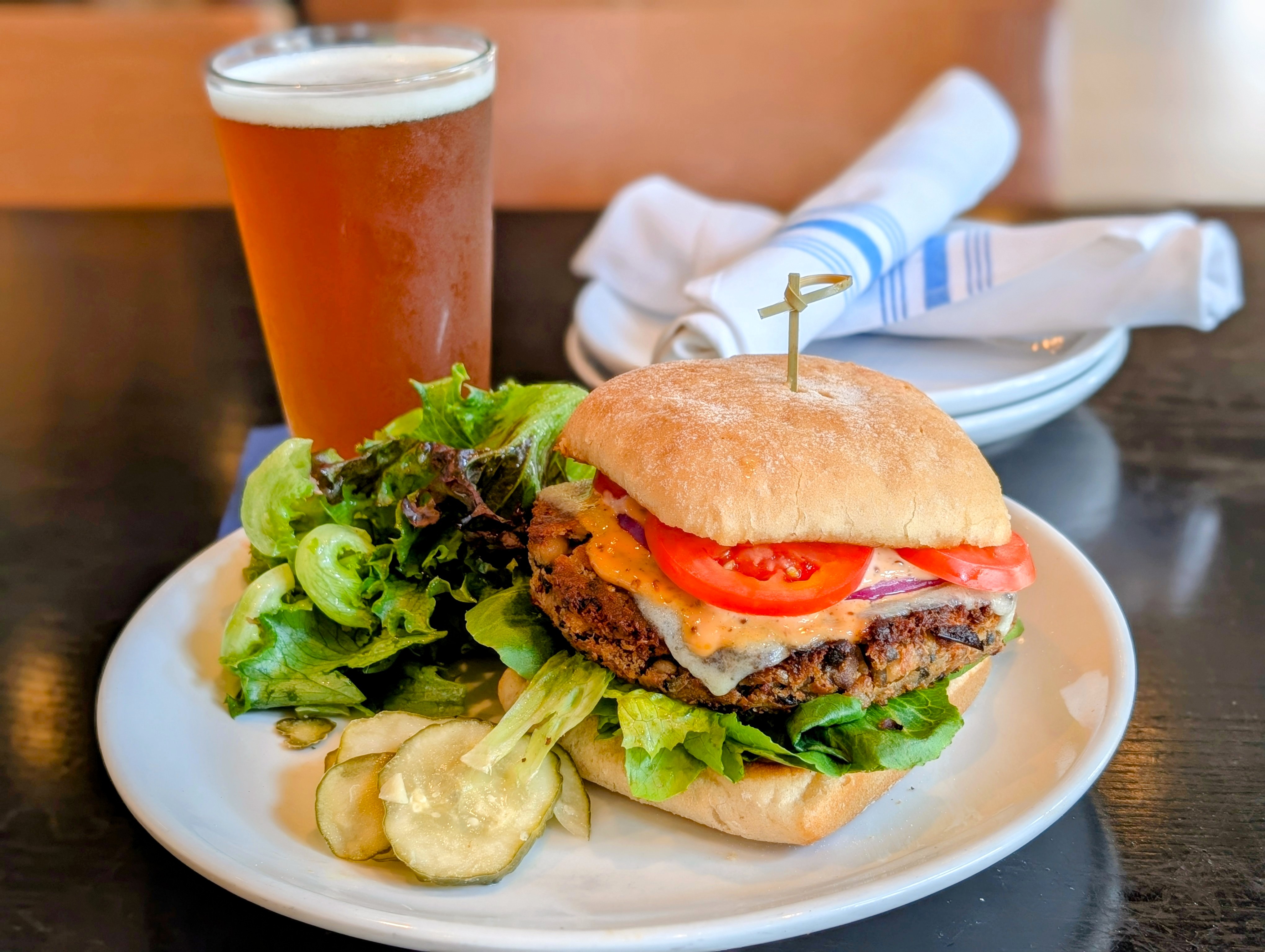 BLACK BEAN & MUSHROOM BURGER