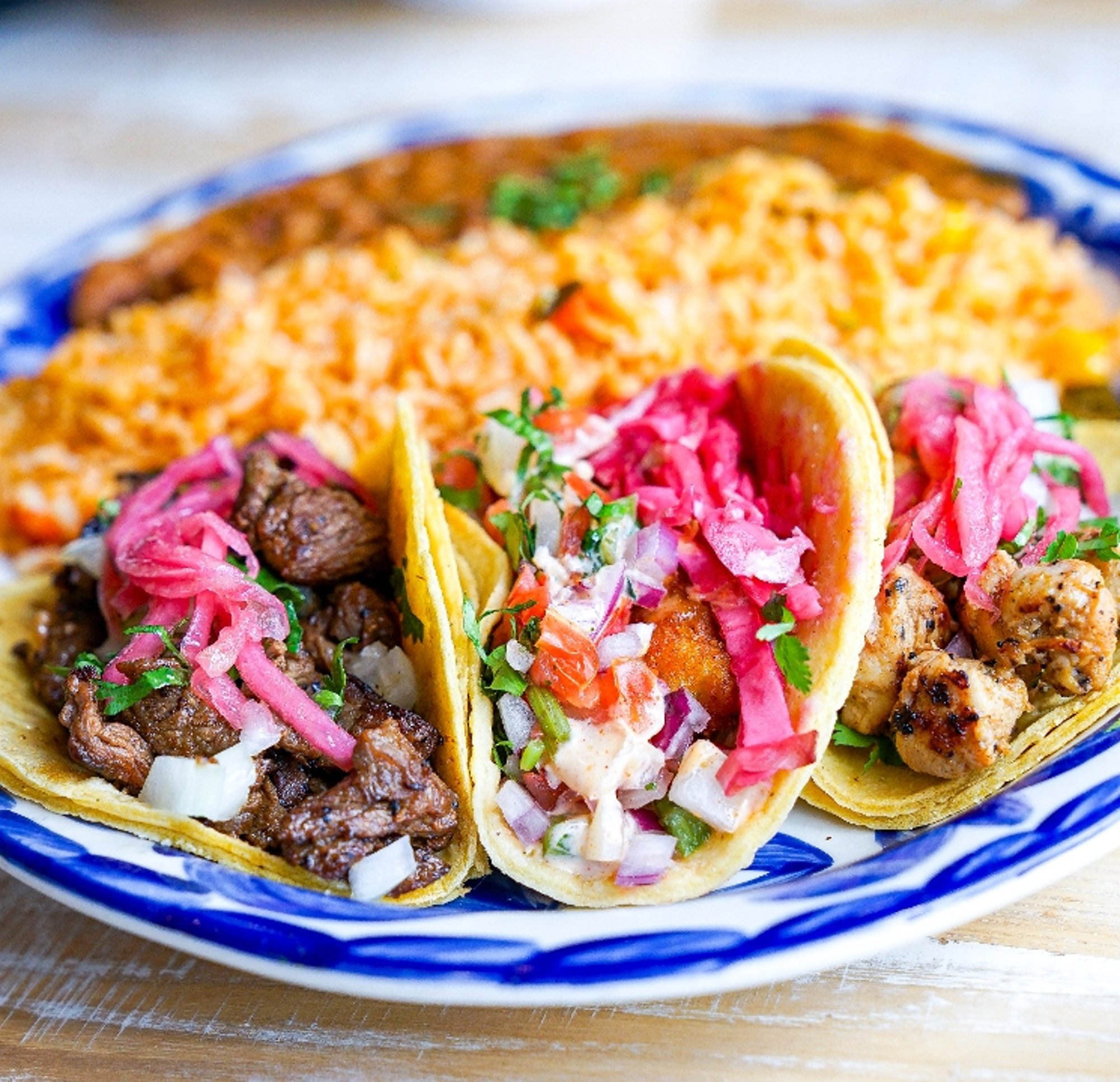 Tacos del Pueblo Platter Mix