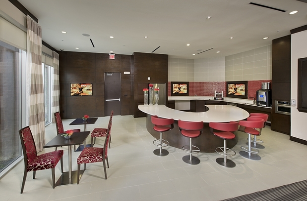 Images Domain by Windsor