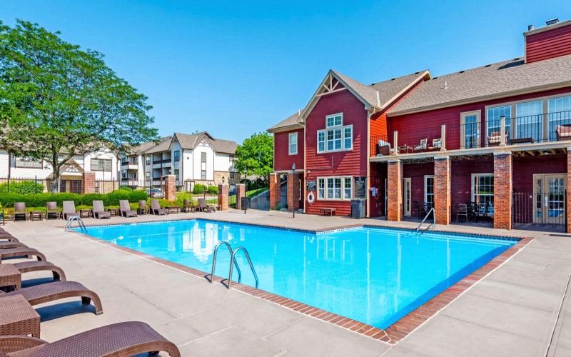 Coach House Apartments