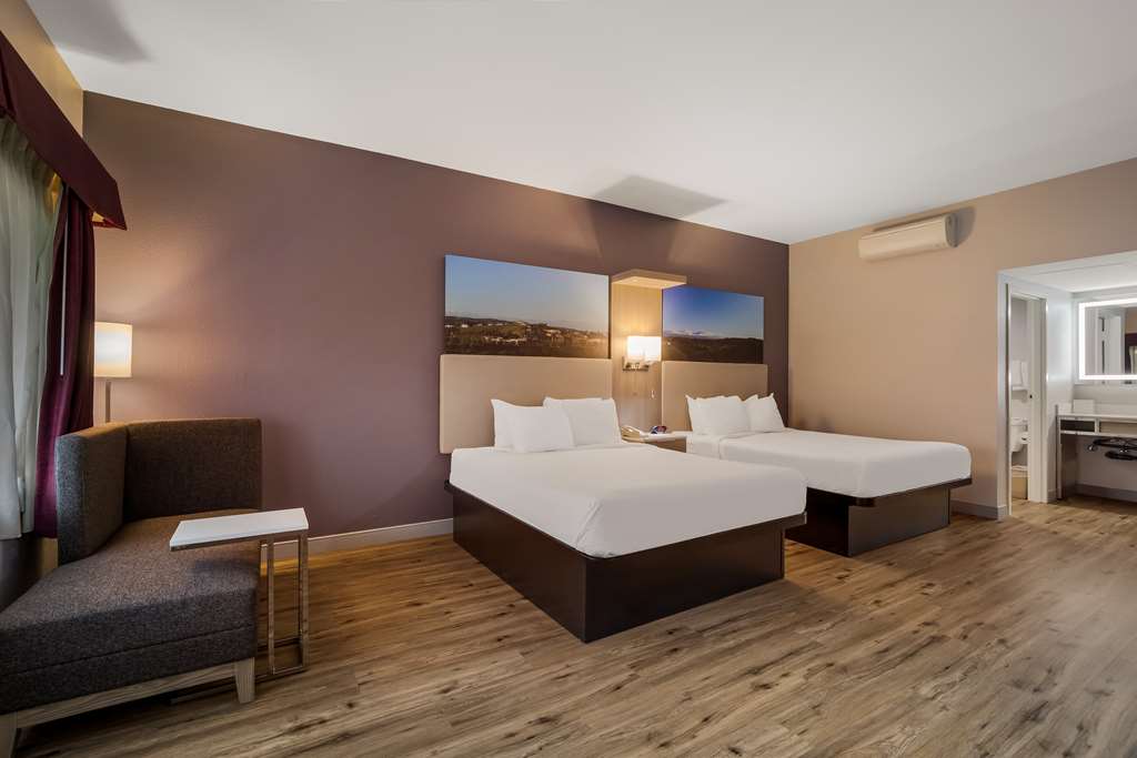 Best Western Diamond Bar Hotel & Suites Image