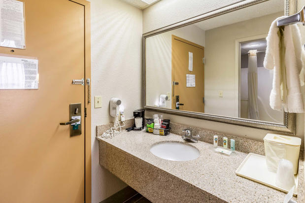 Images Quality Inn