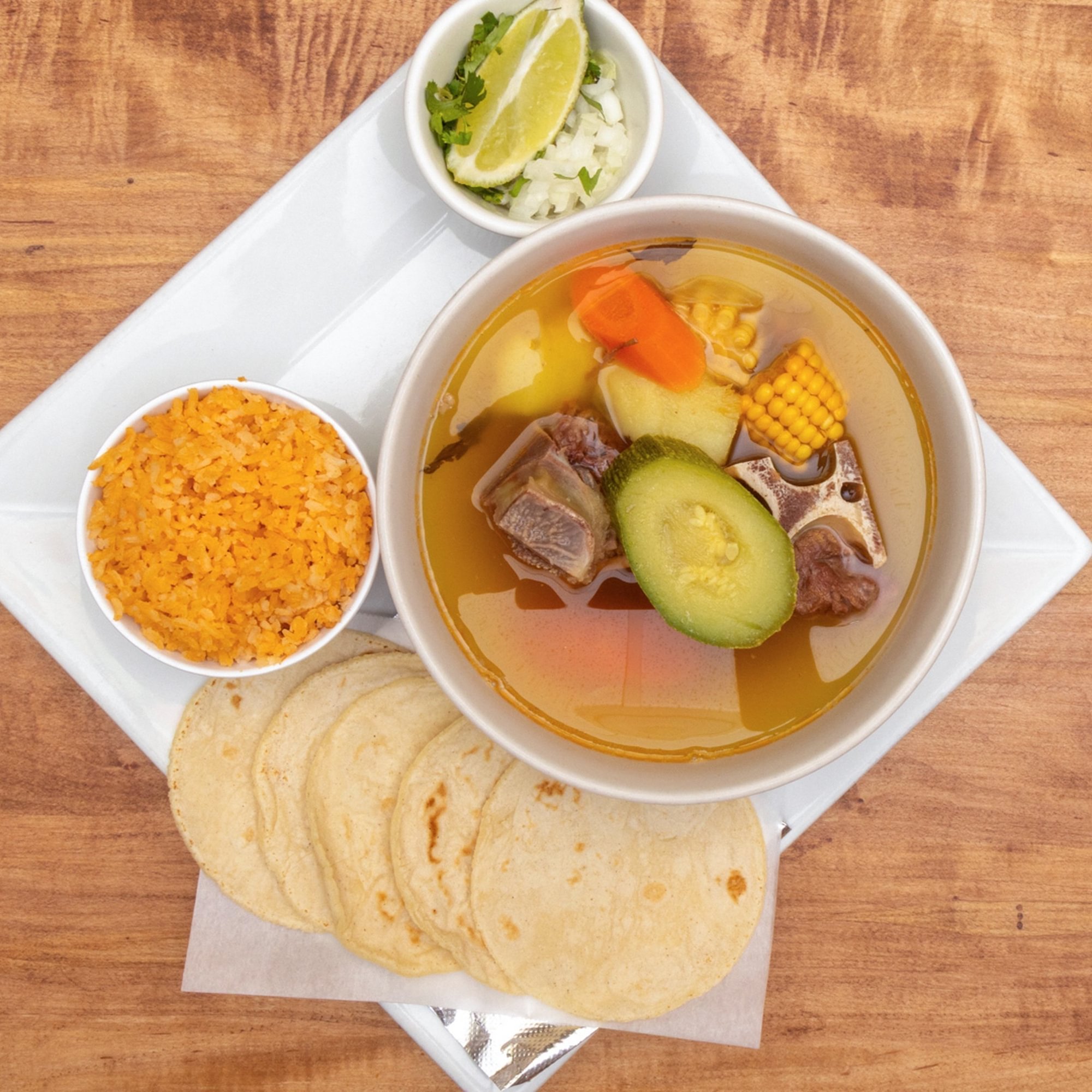 Caldo de Res