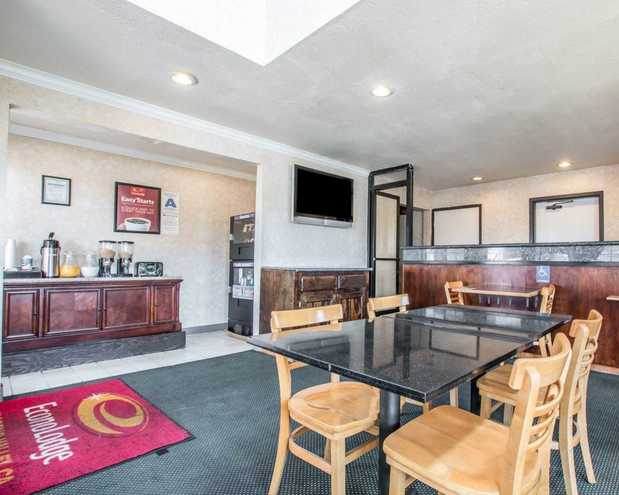Images Econo Lodge