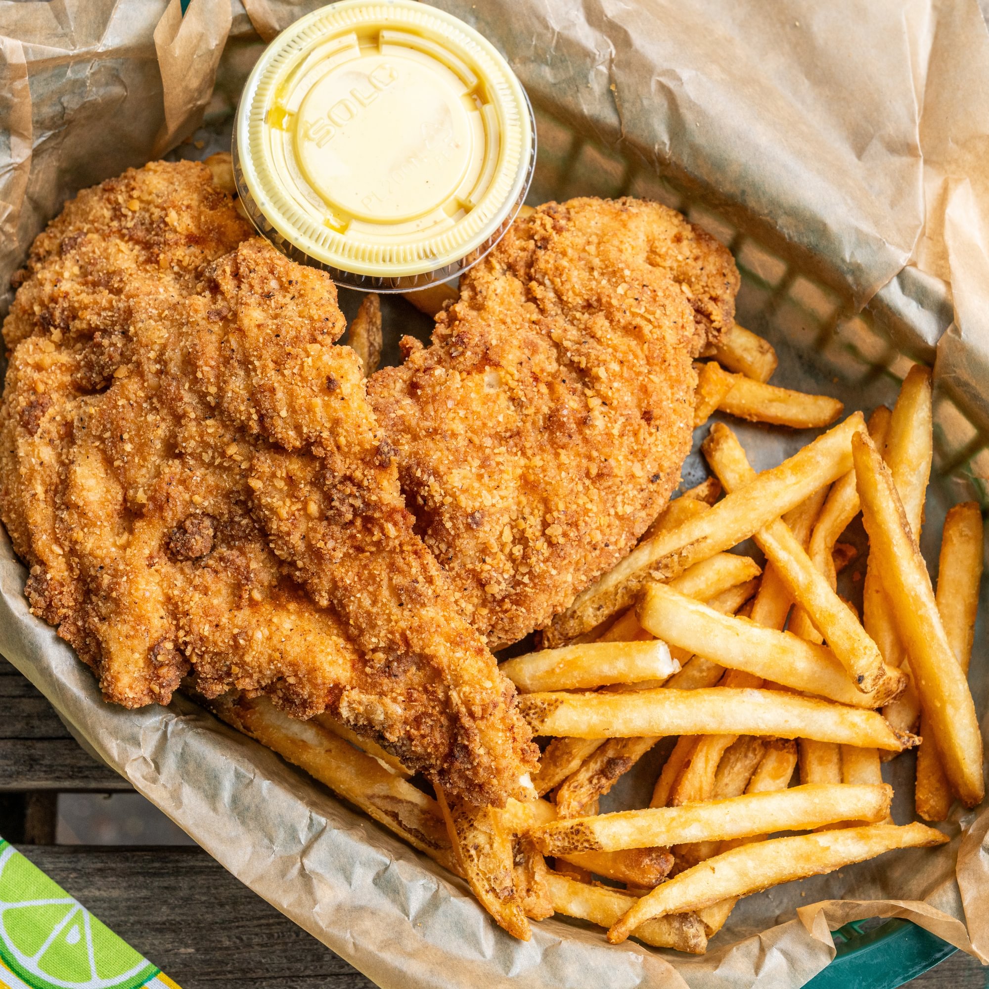 Fish, Shrimp or Chicken Basket