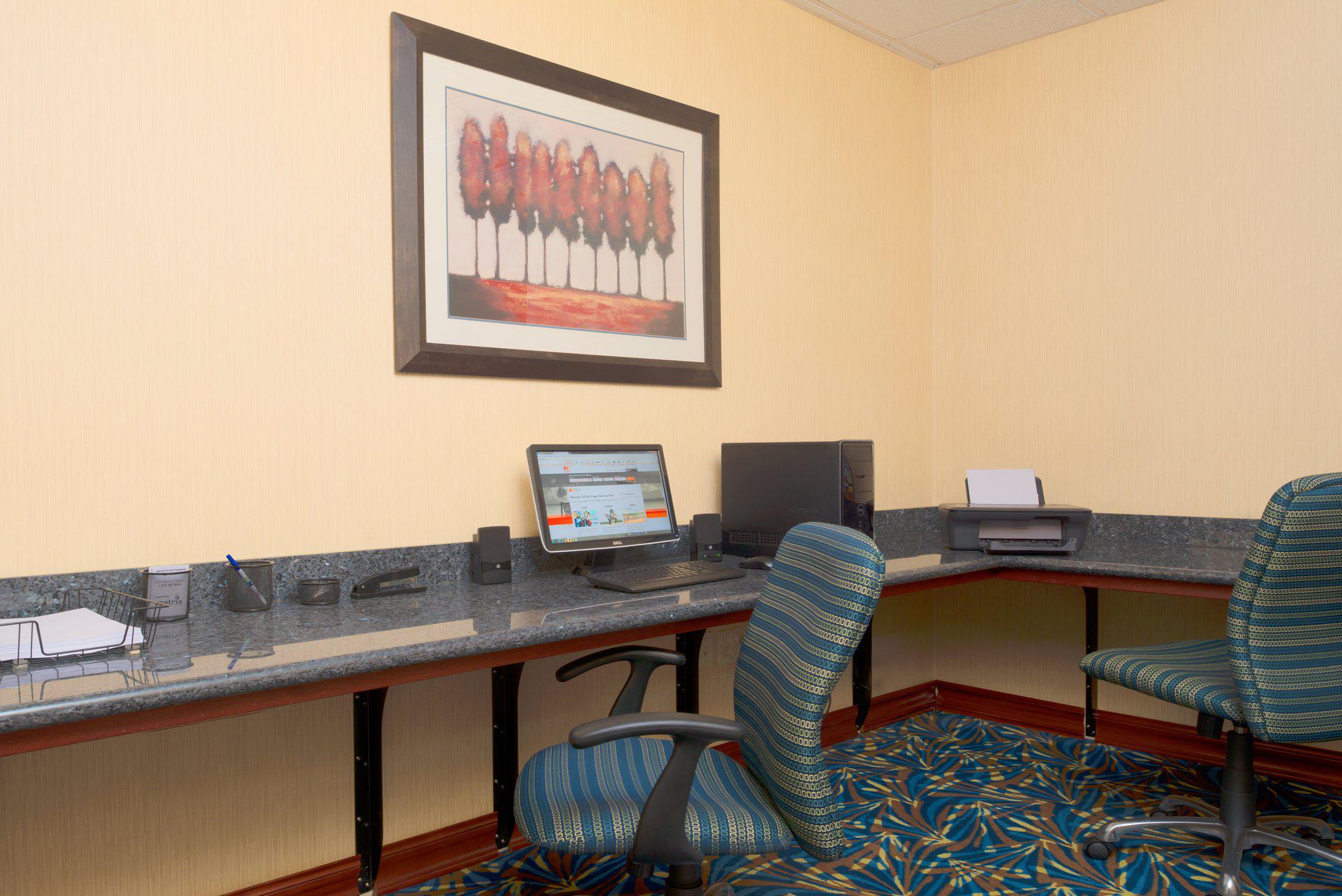 Holiday Inn Express & Suites Sequim Photo