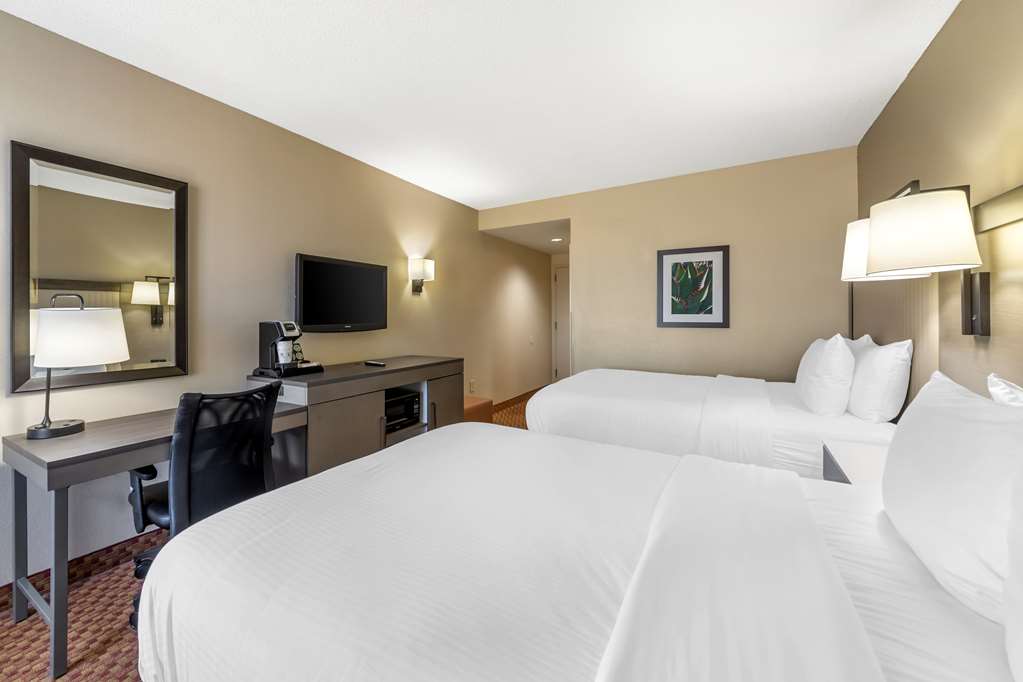 Best Western Plus Kendall Hotel & Suites Image