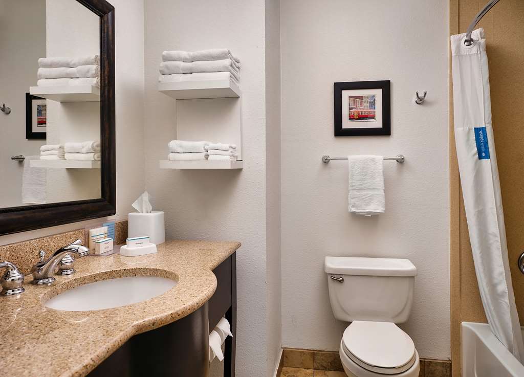 Hampton Inn Covington Image