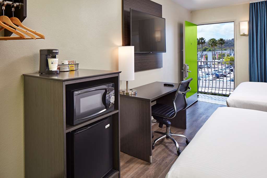 SureStay by Best Western San Diego Pacific Beach Image