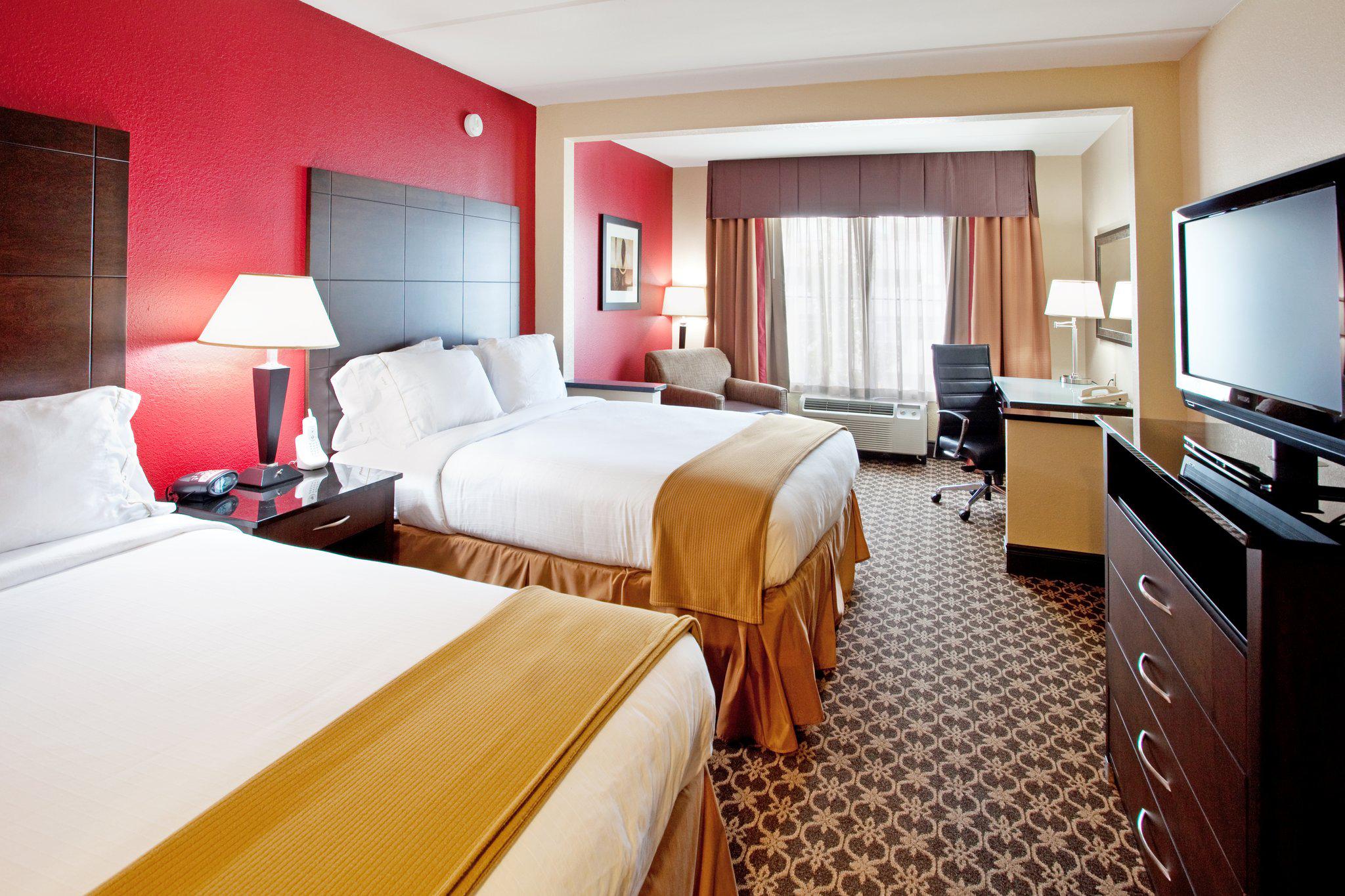 Holiday Inn Express & Suites Columbia - Downtown Photo