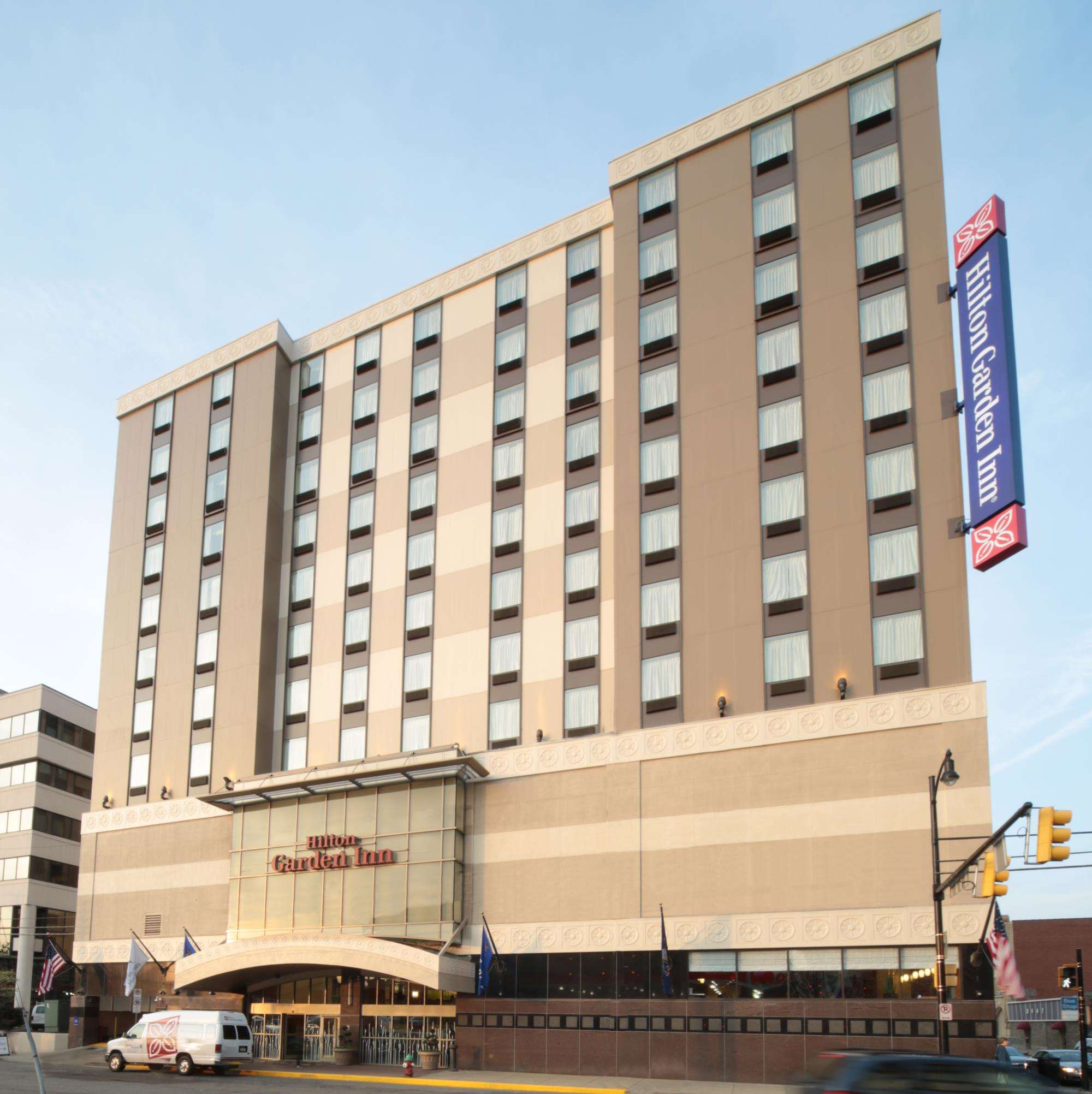 Hilton Garden Inn Pittsburgh University Place Photo