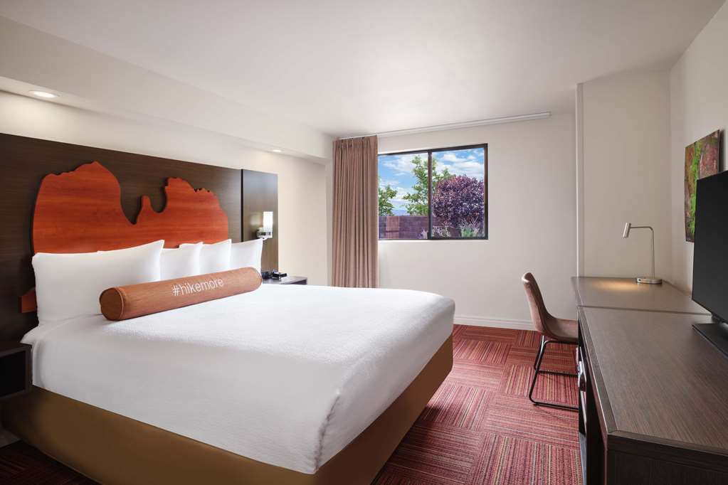 Aiden by Best Western Sedona Image