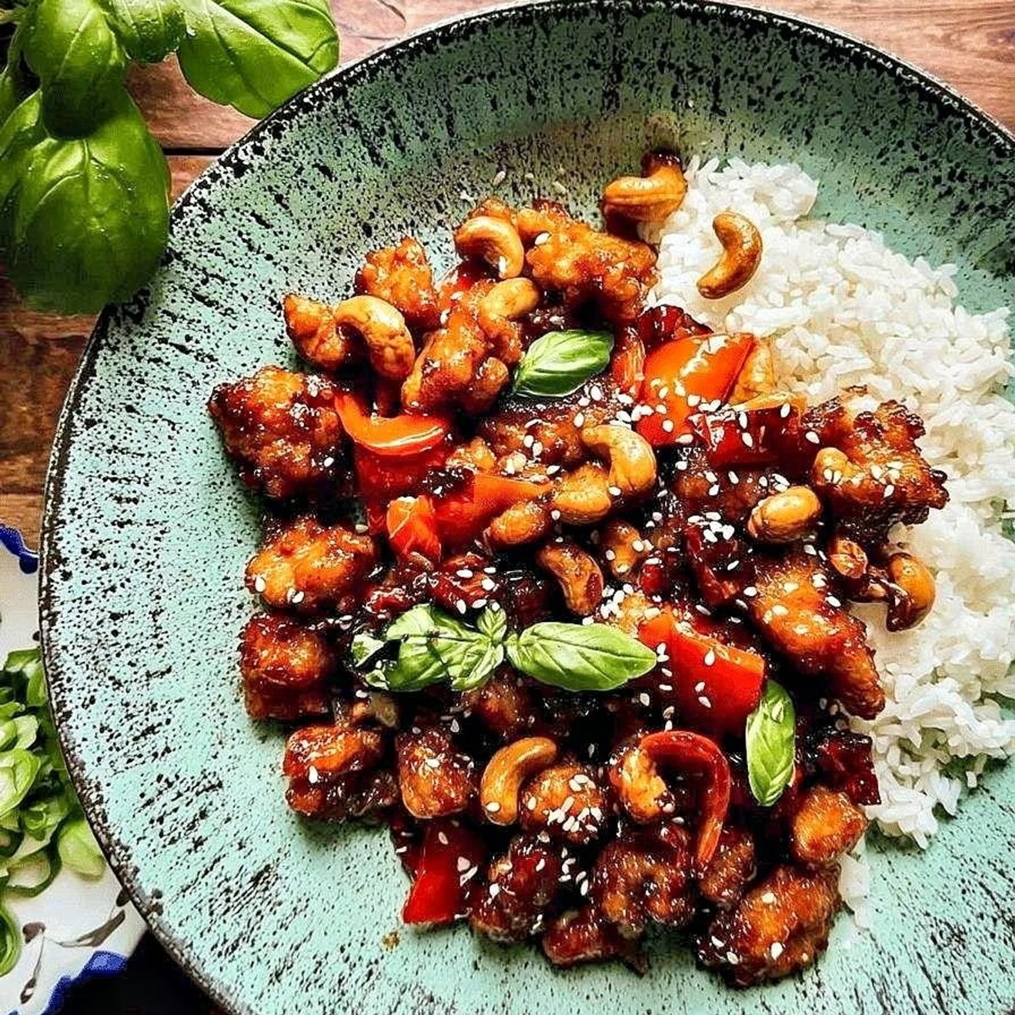 Chicken with Cashew Nuts