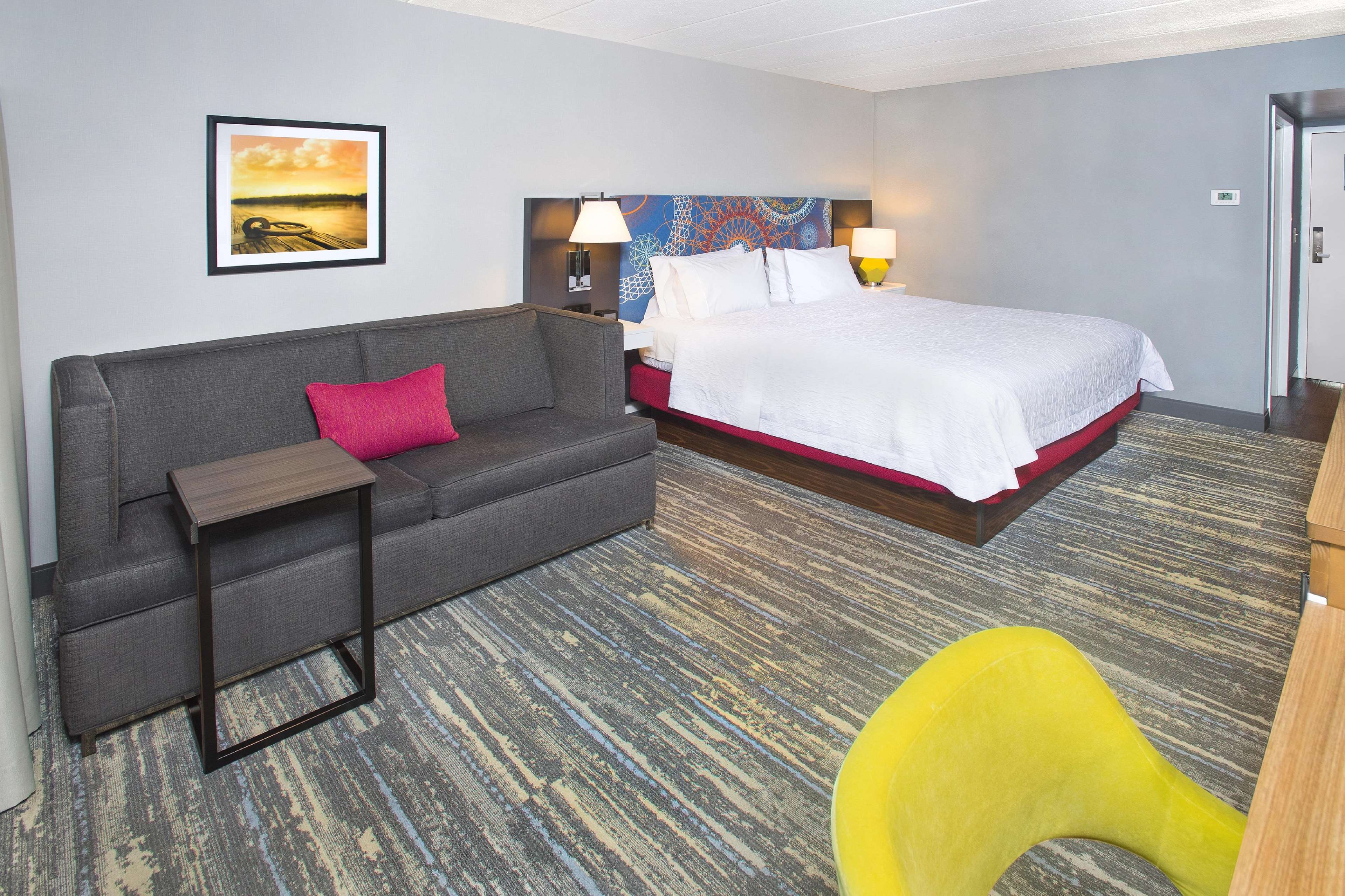 Hampton Inn & Suites Annapolis Photo