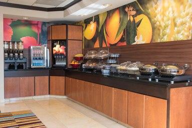 Images Fairfield Inn & Suites by Marriott Omaha Downtown