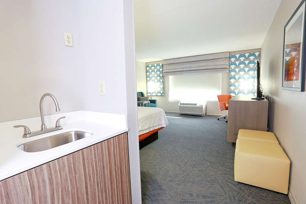 Hampton Inn & Suites Tampa-Wesley Chapel Image