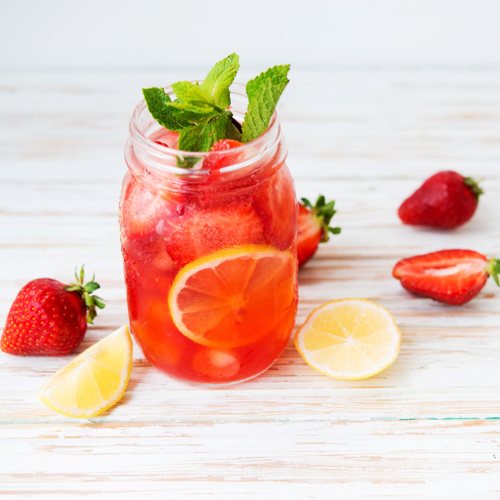 Small Strawberry Lemonade
