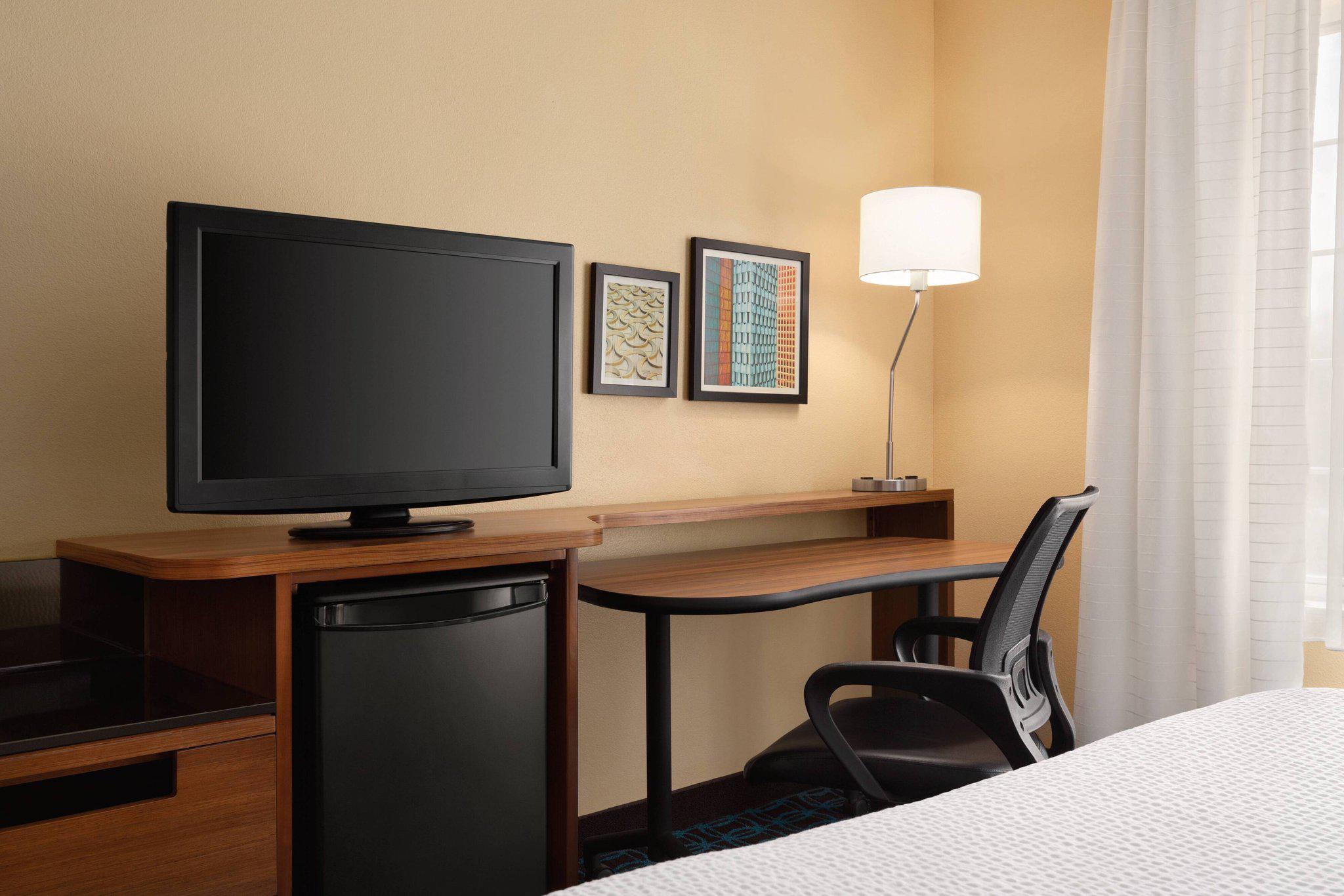 Fairfield Inn & Suites by Marriott Houston The Woodlands Photo